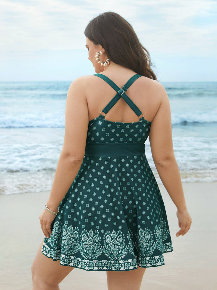 Vestido de banho com estampa boho, cintura com laço e decote cruzado