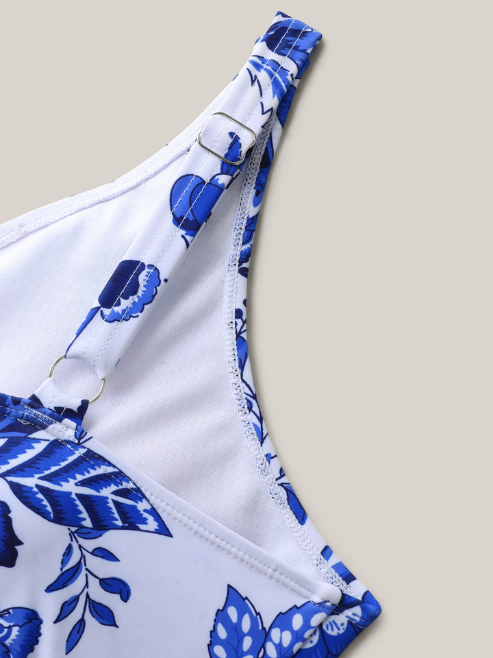 Fato de banho de duas peças com estampado floral e malha franzida, sarongue