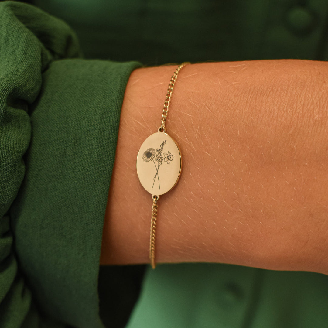 Bracelete com flor de nascimento oval