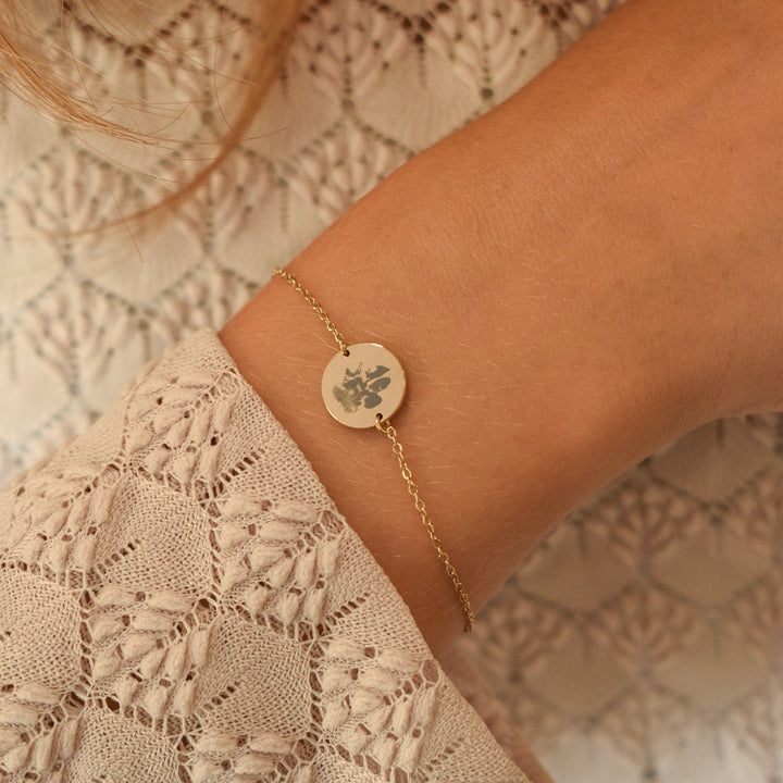 Pulseira com pegada de pé